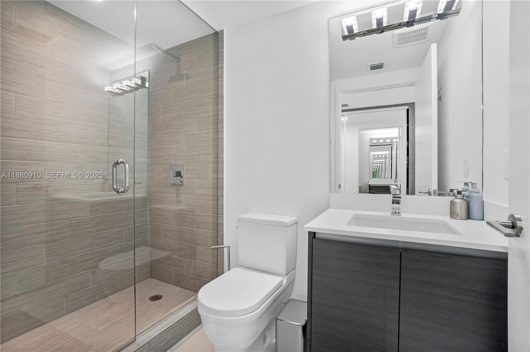 For Sale: $1,880,000 (3 beds, 3 baths, 1892 Square Feet)