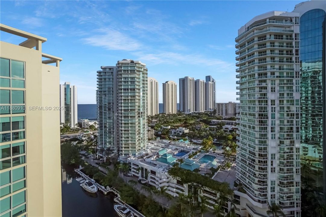 For Sale: $1,880,000 (3 beds, 3 baths, 1892 Square Feet)