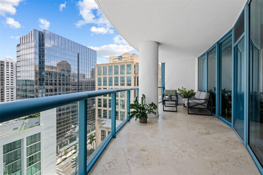 Same size balcony on a higher floor