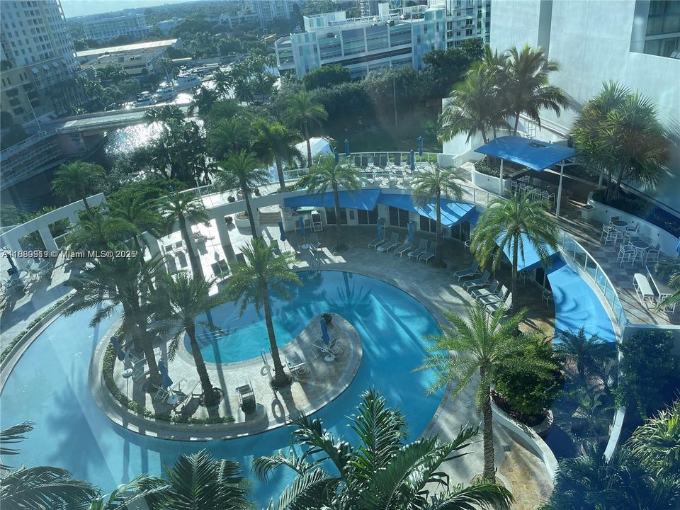 На продажу: $1,295,000 (2 спален, 2 ванн, 1522 Квадратных фут)