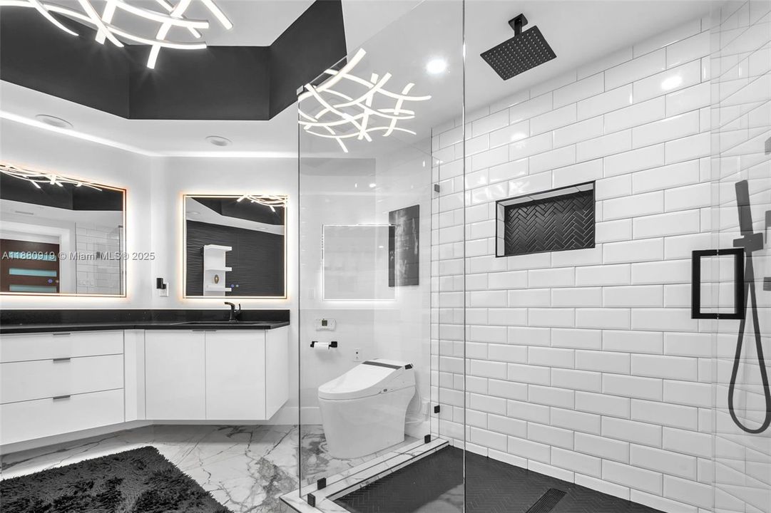 На продажу: $1,295,000 (2 спален, 2 ванн, 1522 Квадратных фут)