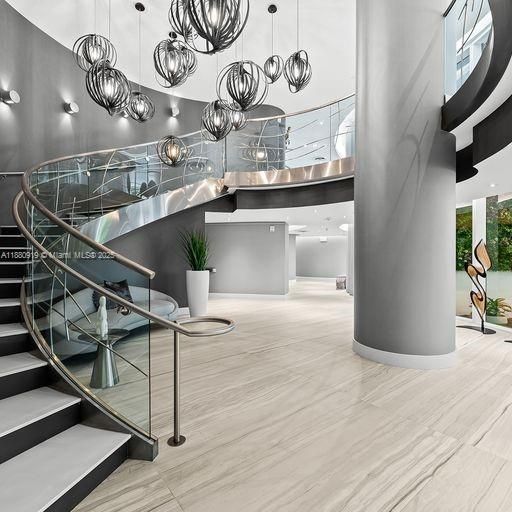 На продажу: $1,295,000 (2 спален, 2 ванн, 1522 Квадратных фут)