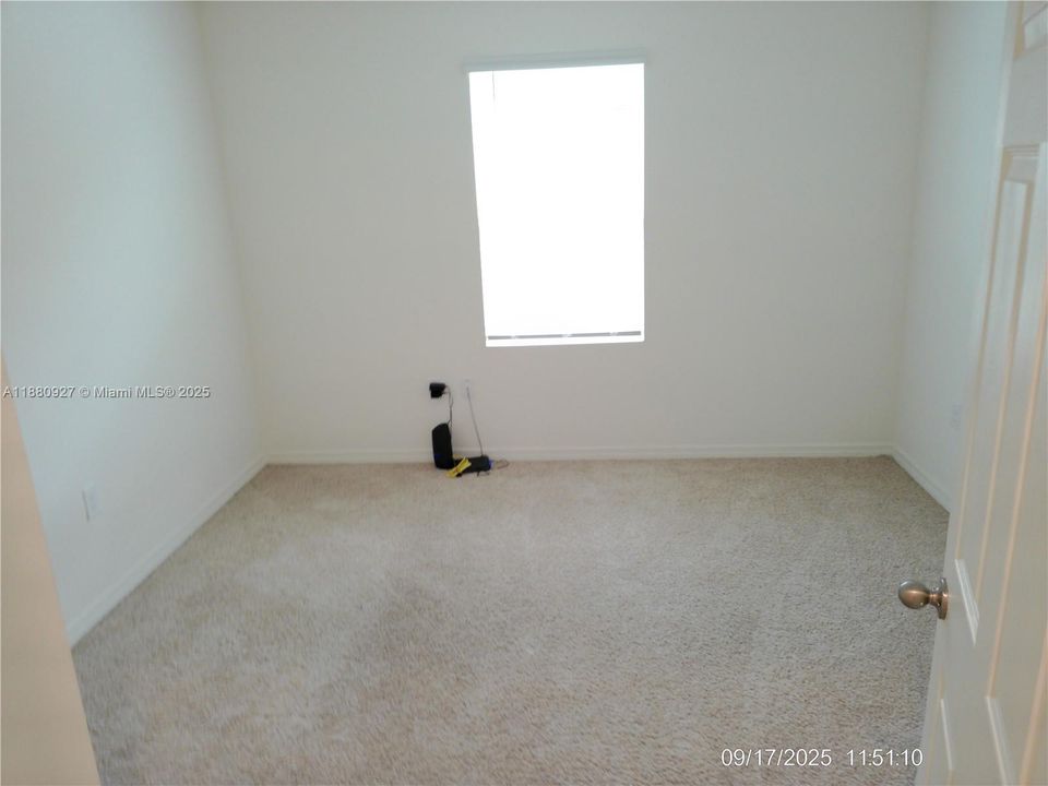 Recientemente alquilado: $2,100 (4 camas, 2 baños, 1828 Pies cuadrados)