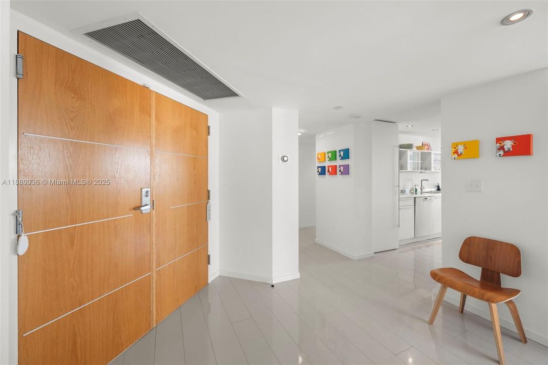 待售: $2,595,000 (3 贝兹, 3 浴室, 1802 平方英尺)