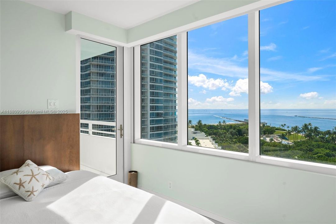 待售: $2,595,000 (3 贝兹, 3 浴室, 1802 平方英尺)