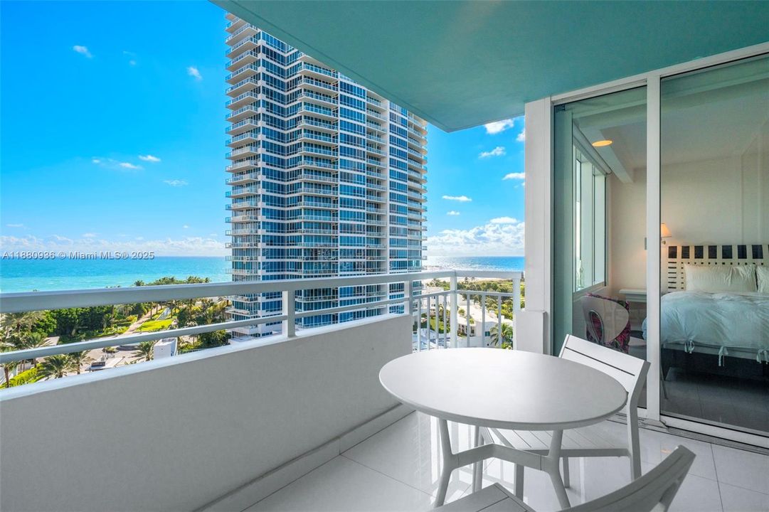 待售: $2,595,000 (3 贝兹, 3 浴室, 1802 平方英尺)