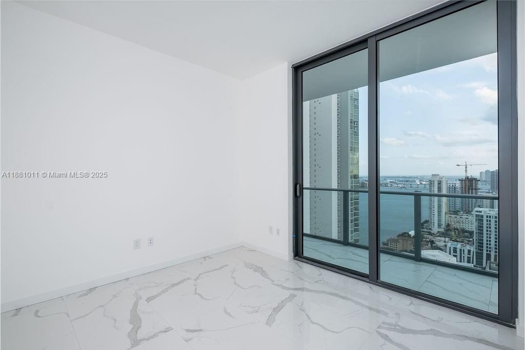For Sale: $2,225,000 (4 beds, 4 baths, 1871 Square Feet)