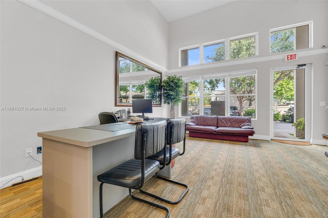 На продажу: $470,000 (0 спален, 0 ванн, 0 Квадратных фут)