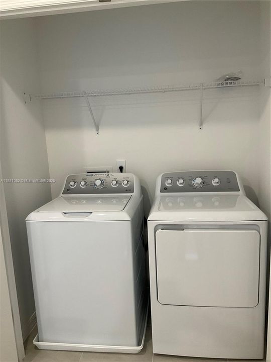 待售: $326,000 (3 贝兹, 2 浴室, 0 平方英尺)