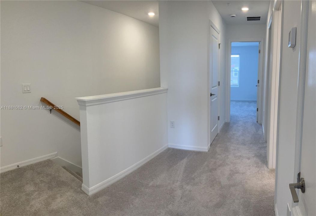 待售: $326,000 (3 贝兹, 2 浴室, 0 平方英尺)