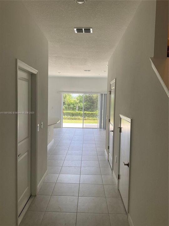 待售: $326,000 (3 贝兹, 2 浴室, 0 平方英尺)