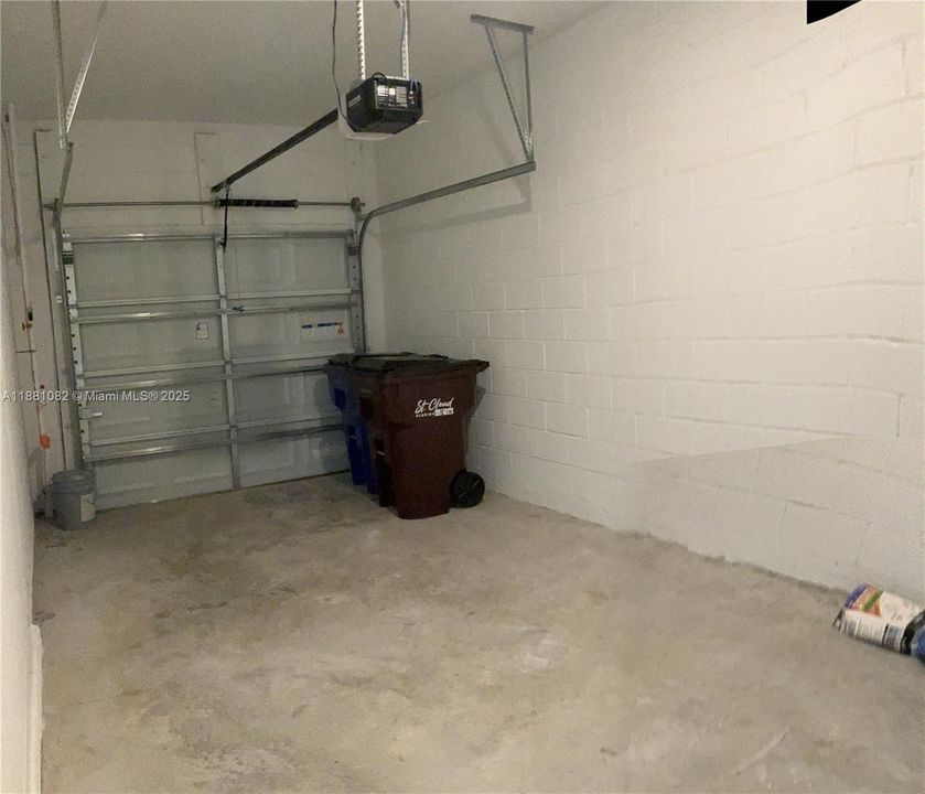 待售: $326,000 (3 贝兹, 2 浴室, 0 平方英尺)