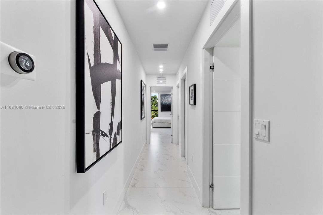 最近租的: $25,000 (4 贝兹, 3 浴室, 2994 平方英尺)