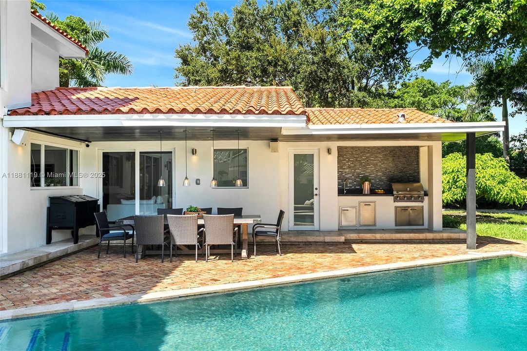 待售: $8,750,000 (4 贝兹, 5 浴室, 3676 平方英尺)