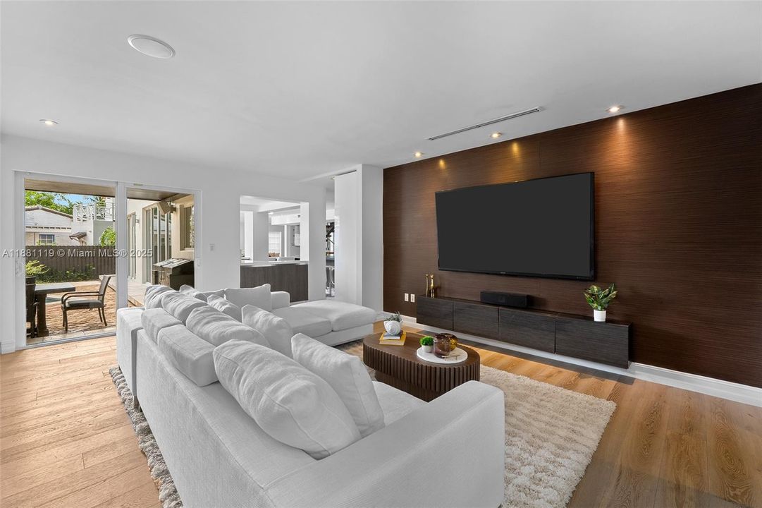 待售: $8,750,000 (4 贝兹, 5 浴室, 3676 平方英尺)