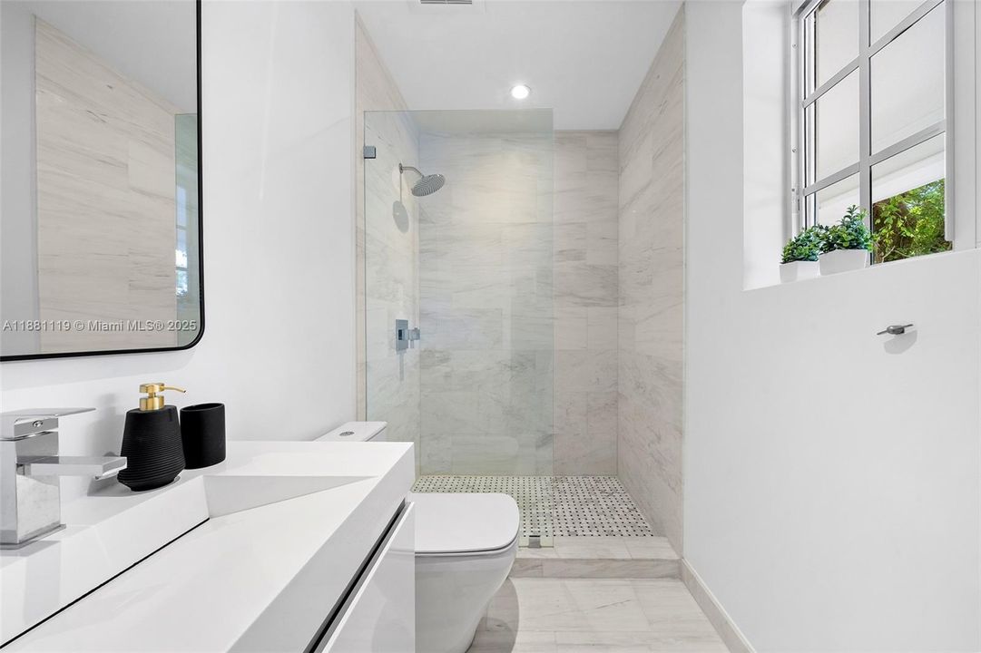 待售: $8,750,000 (4 贝兹, 5 浴室, 3676 平方英尺)