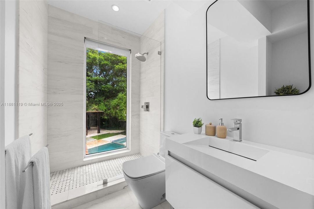 待售: $8,750,000 (4 贝兹, 5 浴室, 3676 平方英尺)