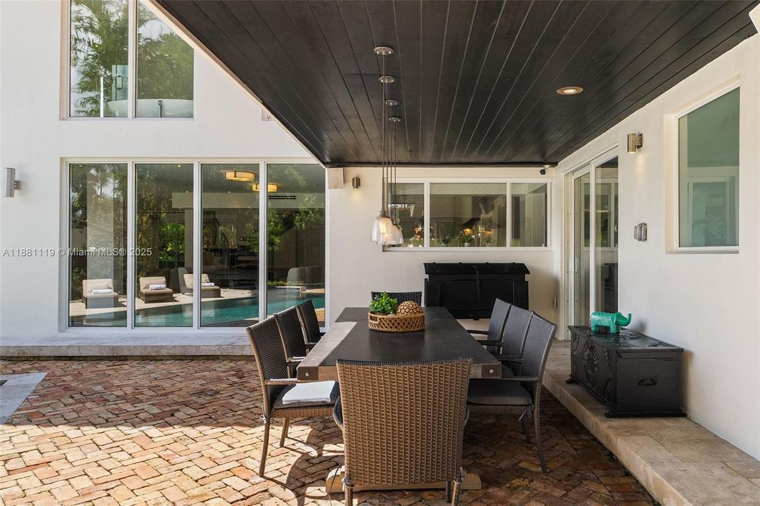 待售: $8,750,000 (4 贝兹, 5 浴室, 3676 平方英尺)