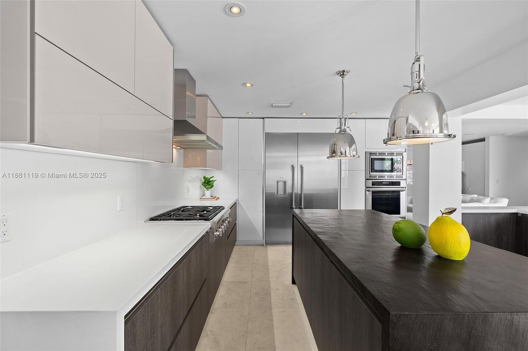 待售: $8,750,000 (4 贝兹, 5 浴室, 3676 平方英尺)