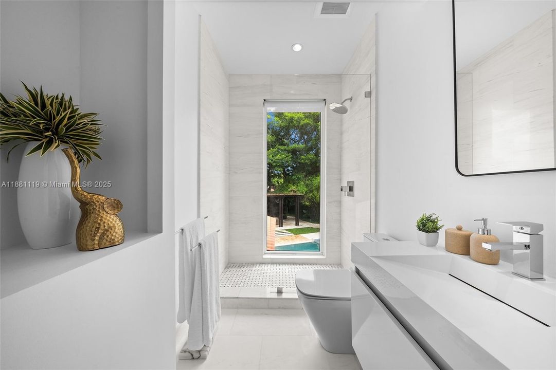 待售: $8,750,000 (4 贝兹, 5 浴室, 3676 平方英尺)