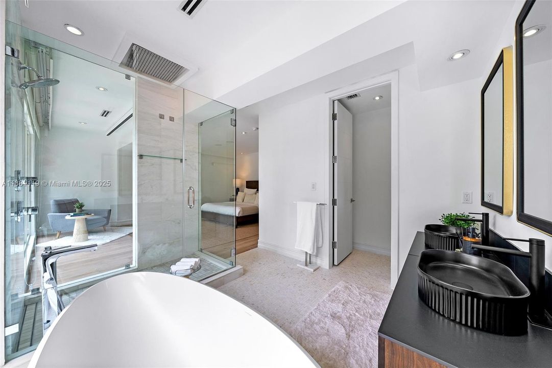 待售: $8,750,000 (4 贝兹, 5 浴室, 3676 平方英尺)