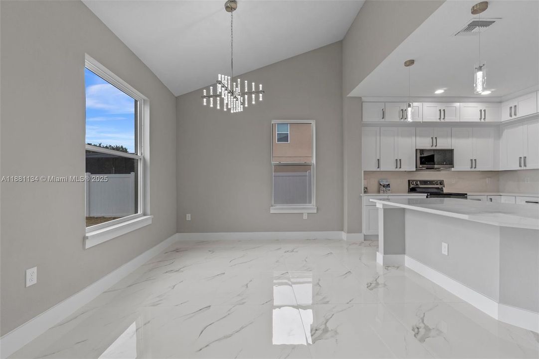 Activo con contrato: $639,900 (5 camas, 3 baños, 0 Pies cuadrados)