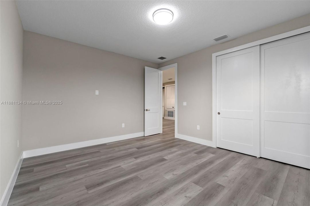 Activo con contrato: $639,900 (5 camas, 3 baños, 0 Pies cuadrados)