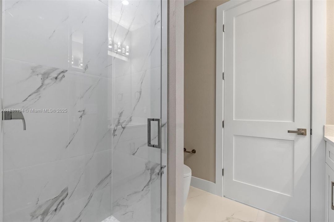 Activo con contrato: $639,900 (5 camas, 3 baños, 0 Pies cuadrados)