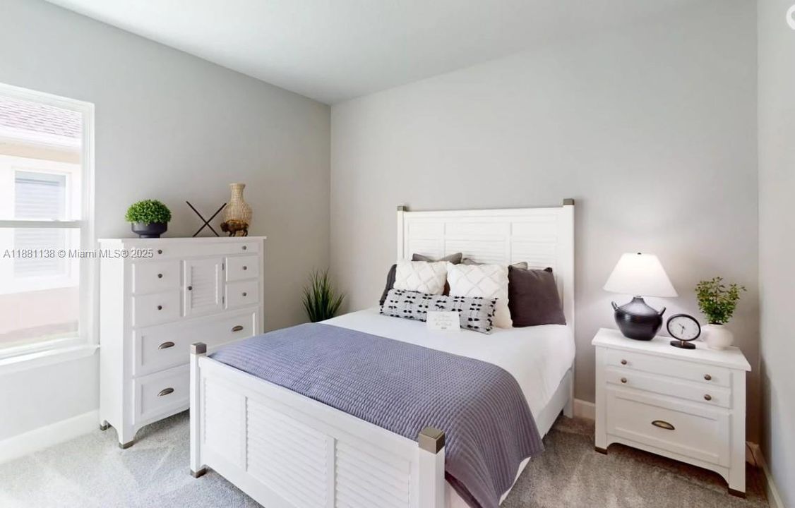 Под контрактом: $699,000 (3 спален, 3 ванн, 0 Квадратных фут)