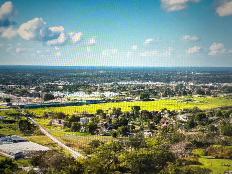 待售: $15,000 (0.33 acres)