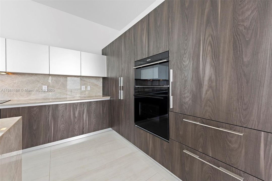 Недавно арендовано: $19,000 (4 спален, 4 ванн, 2792 Квадратных фут)