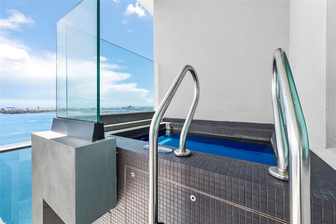 Недавно арендовано: $19,000 (4 спален, 4 ванн, 2792 Квадратных фут)