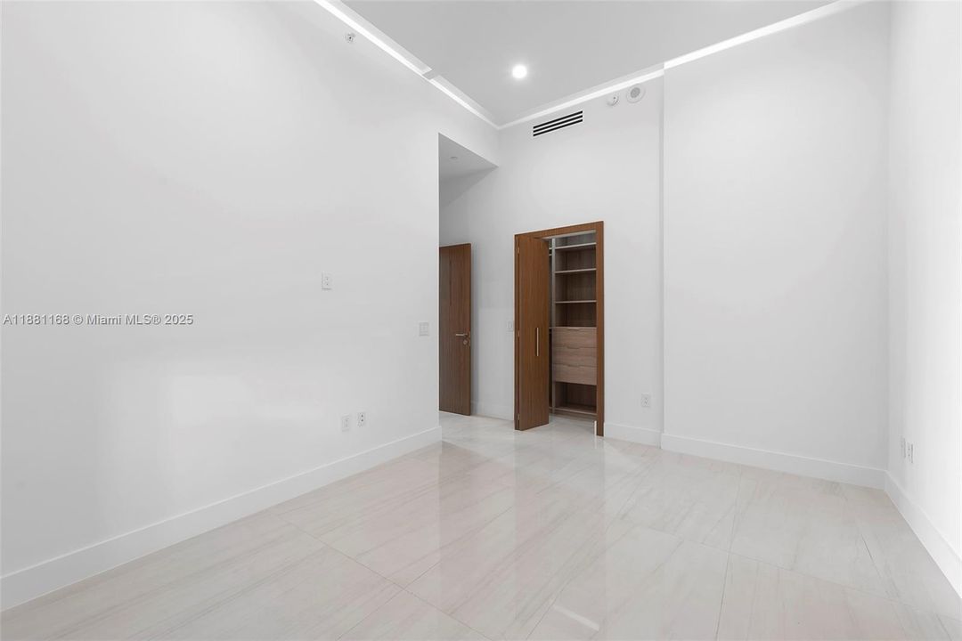 Недавно арендовано: $19,000 (4 спален, 4 ванн, 2792 Квадратных фут)