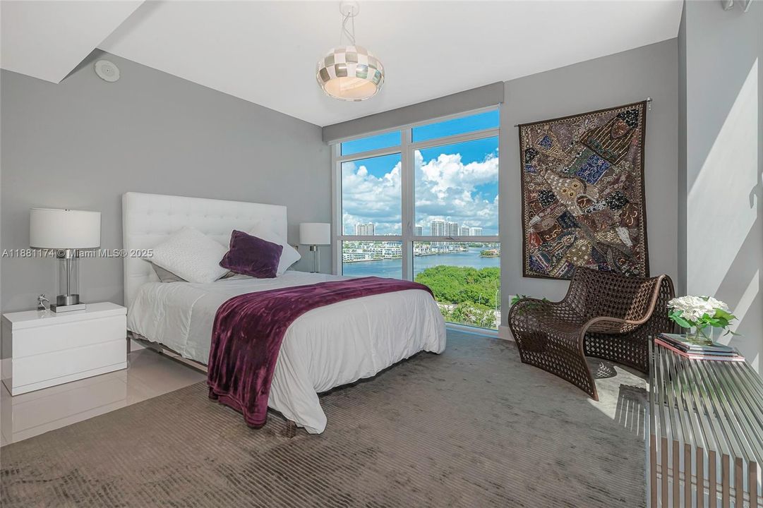 For Sale: $1,300,000 (3 beds, 3 baths, 1687 Square Feet)