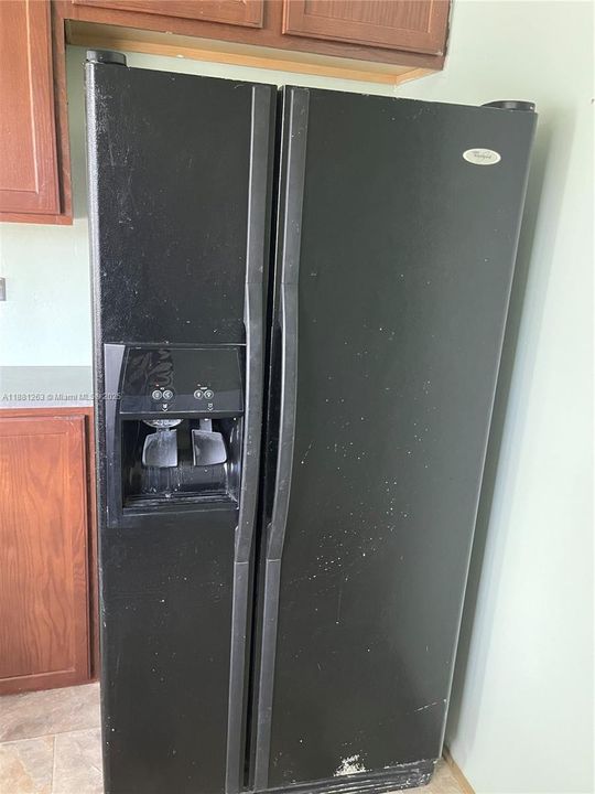 待售: $327,000 (2 贝兹, 1 浴室, 0 平方英尺)