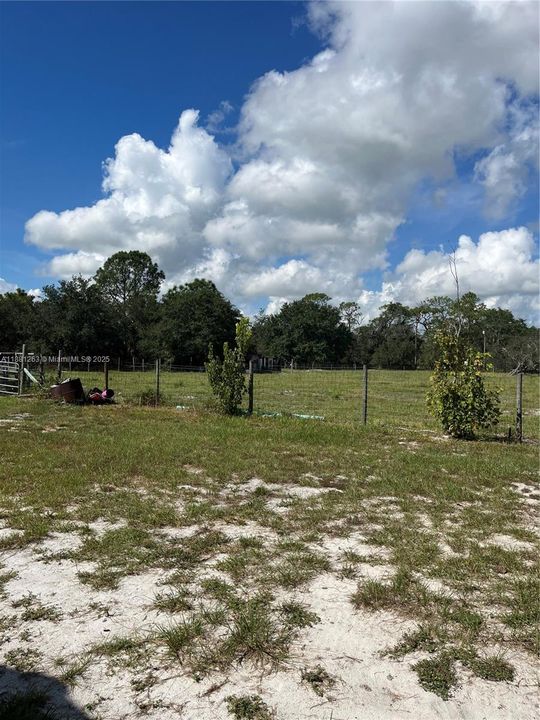 待售: $327,000 (2 贝兹, 1 浴室, 0 平方英尺)