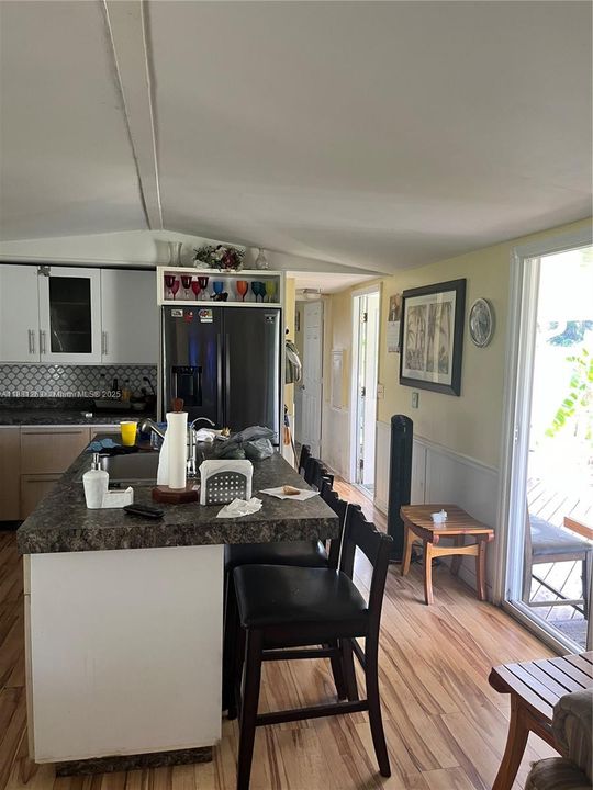 待售: $327,000 (2 贝兹, 1 浴室, 0 平方英尺)