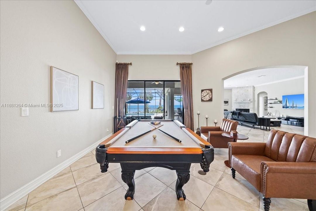 待售: $1,190,000 (5 贝兹, 4 浴室, 3727 平方英尺)