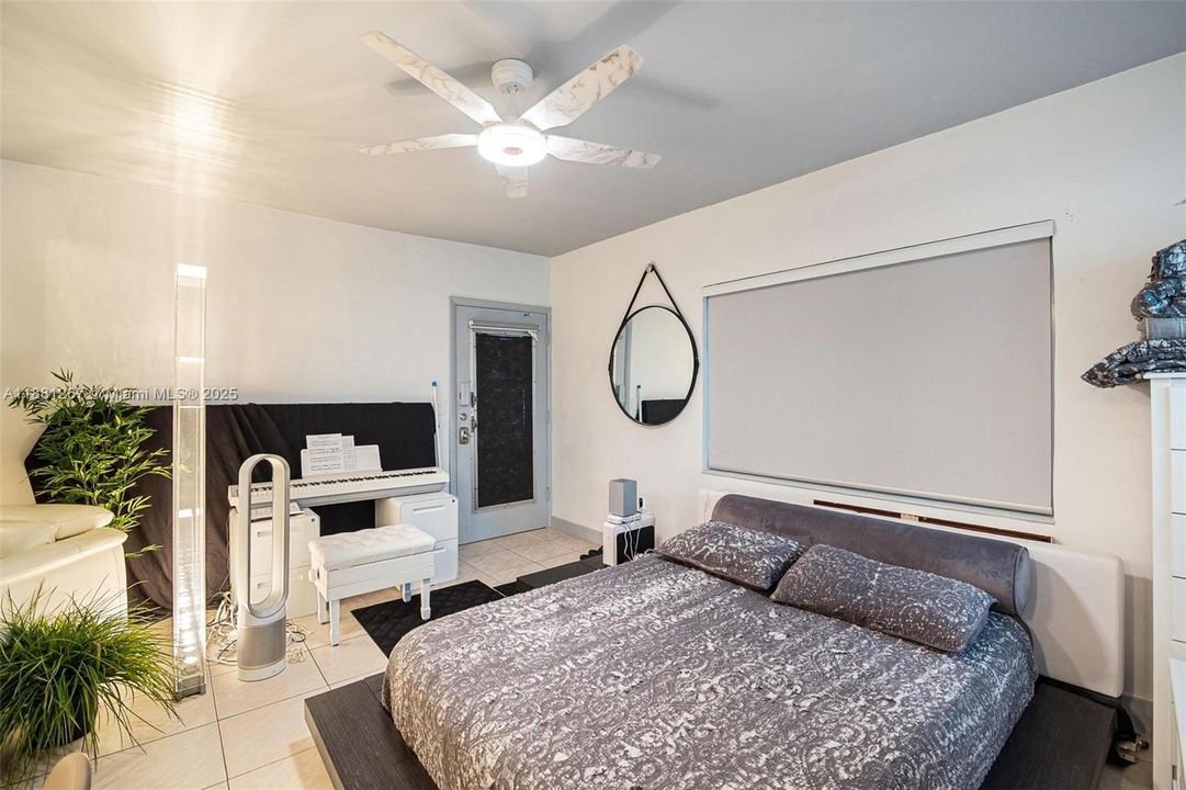 最近售出: $190,000 (1 贝兹, 1 浴室, 600 平方英尺)