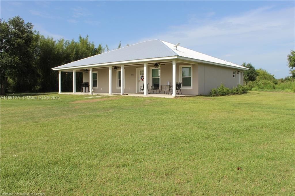 最近售出: $415,000 (3 贝兹, 2 浴室, 1504 平方英尺)