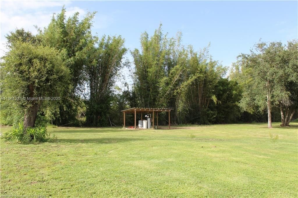 最近售出: $415,000 (3 贝兹, 2 浴室, 1504 平方英尺)