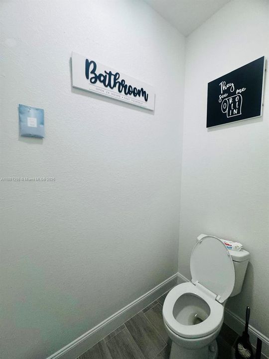 Recientemente alquilado: $2,200 (3 camas, 2 baños, 1630 Pies cuadrados)