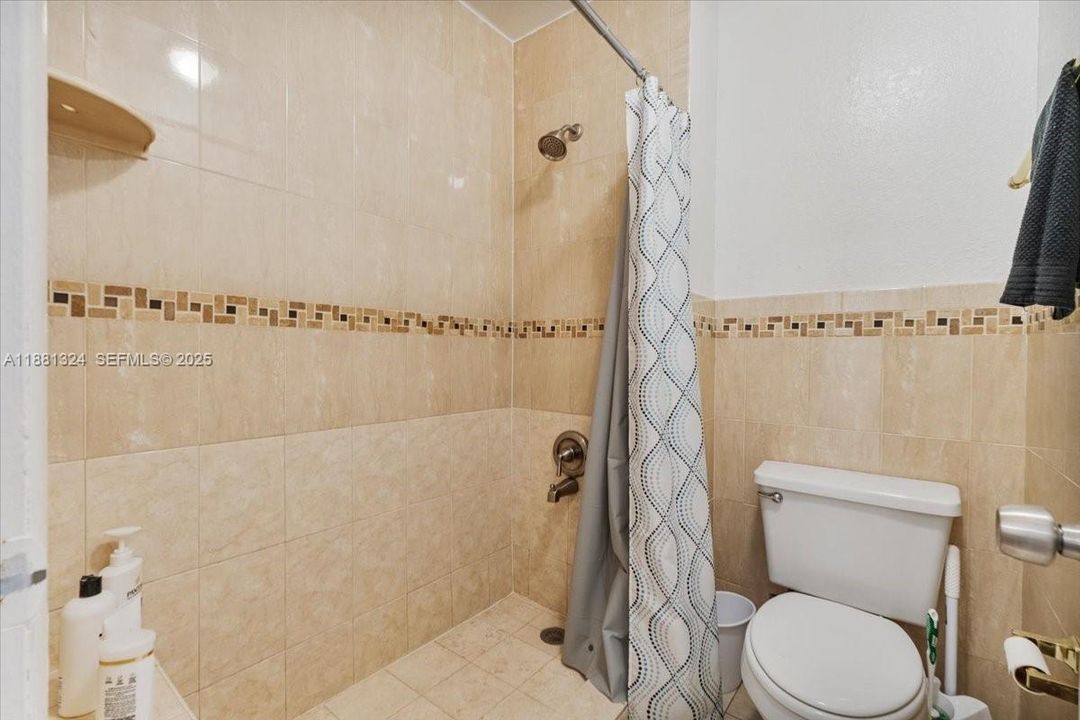 For Sale: $460,000 (2 beds, 2 baths, 1580 Square Feet)