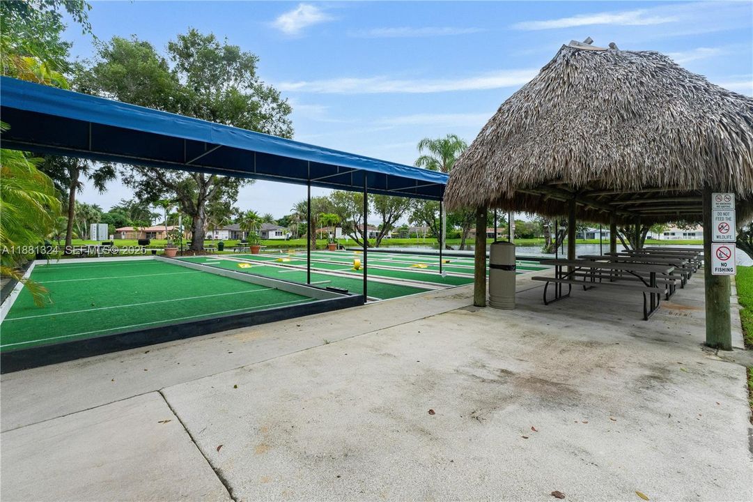 For Sale: $460,000 (2 beds, 2 baths, 1580 Square Feet)