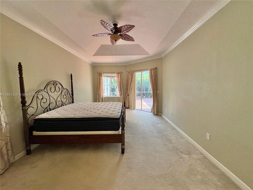 В аренду: $6,300 (5 спален, 3 ванн, 2924 Квадратных фут)