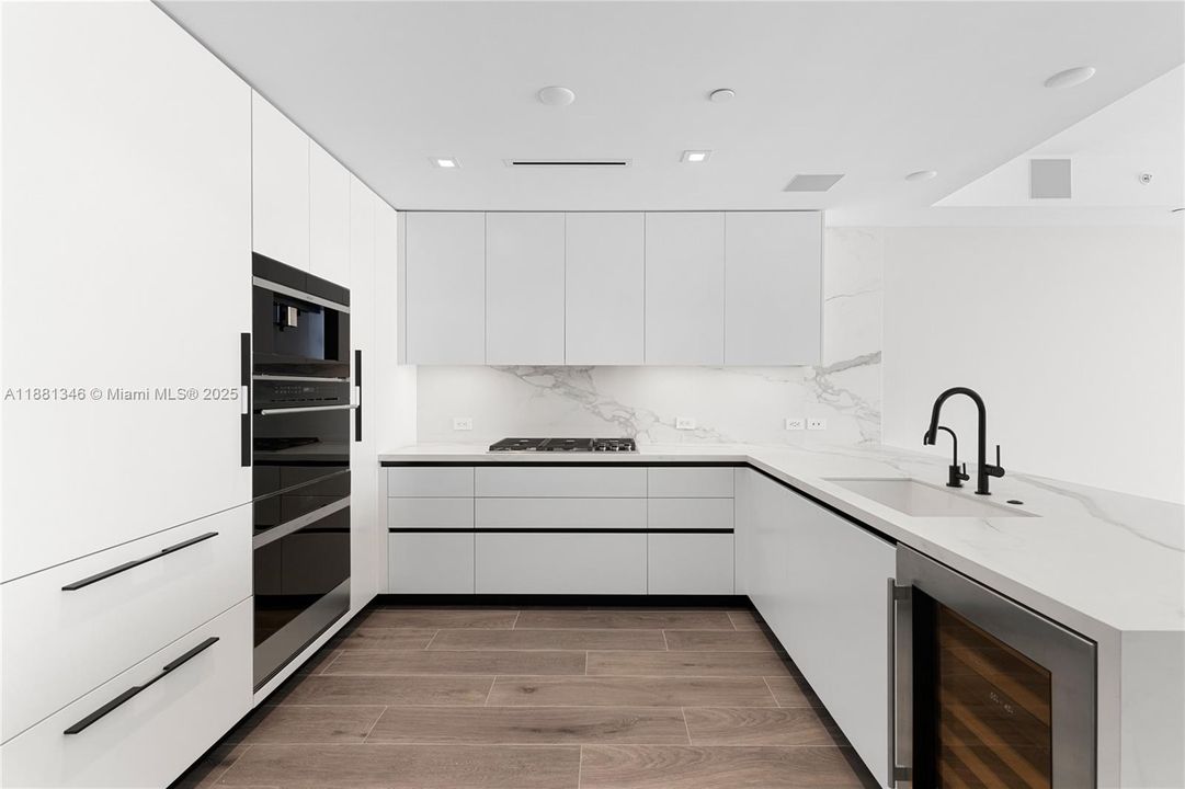 В аренду: $17,000 (3 спален, 3 ванн, 2162 Квадратных фут)