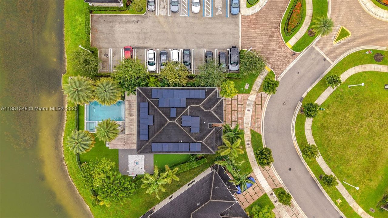 Recently Rented: $8,000 (5 beds, 3 baths, 3050 Square Feet)