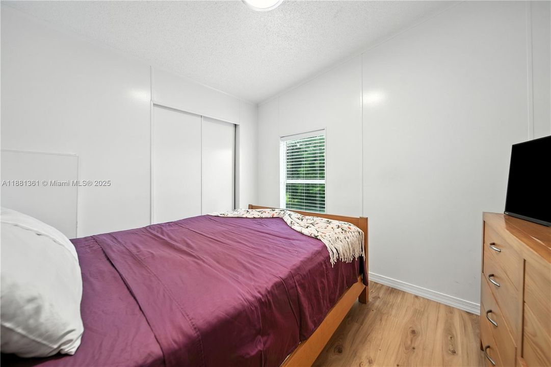 For Rent: $800 (2 beds, 2 baths, 10675 Square Feet)