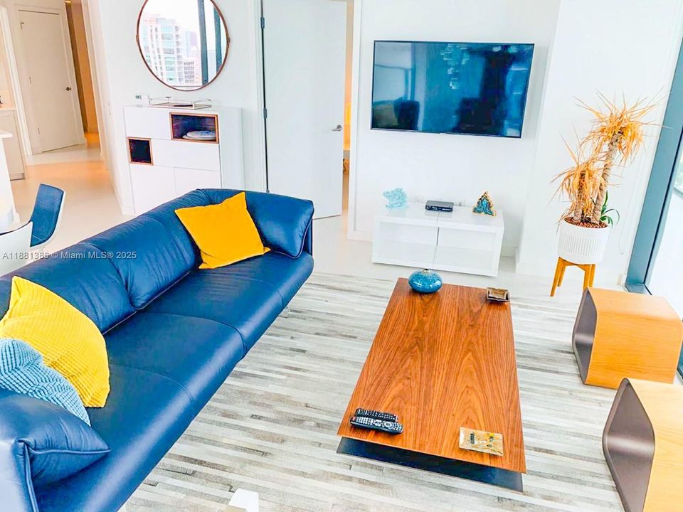 En Venta: $849,900 (3 camas, 2 baños, 1152 Pies cuadrados)