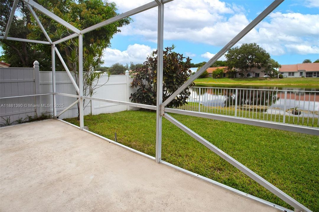 Recently Rented: $4,600 (5 beds, 2 baths, 2792 Square Feet)